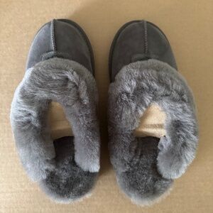 UGG Coquette clog, Size 8